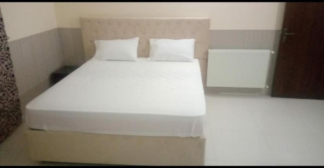 HAK MALL Suites&Apartments Rawalpindi Extérieur photo