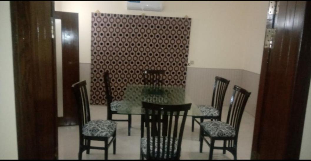 HAK MALL Suites&Apartments Rawalpindi Extérieur photo